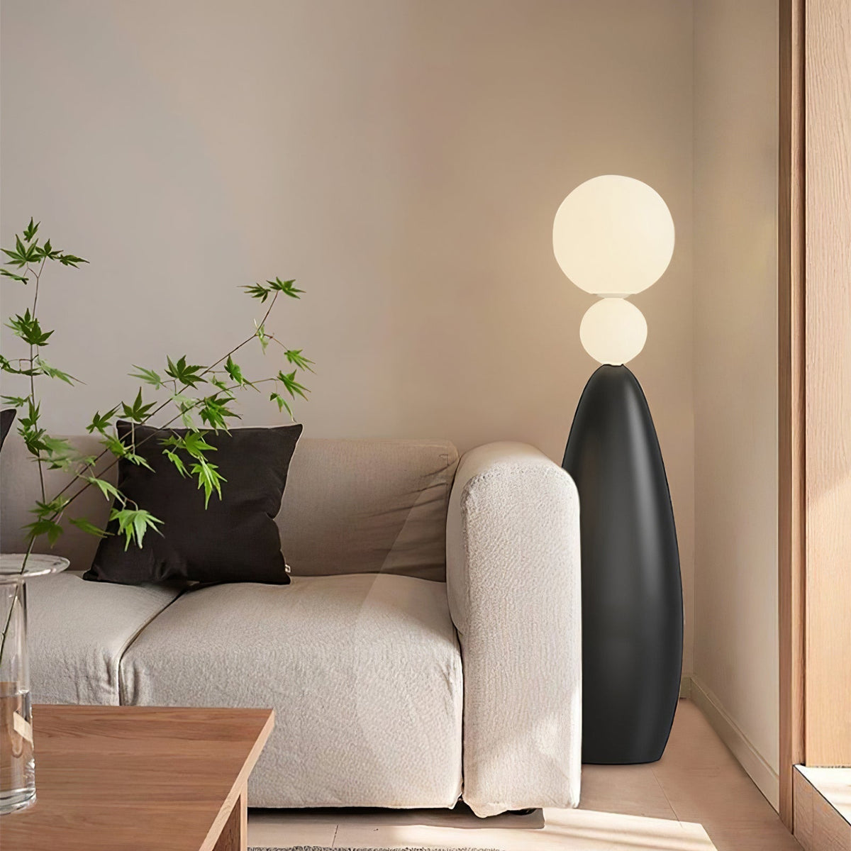 Ervynel Stehleuchte Schwarz Kugelförmig Minimalistisch Wohnzimmer | Cielum