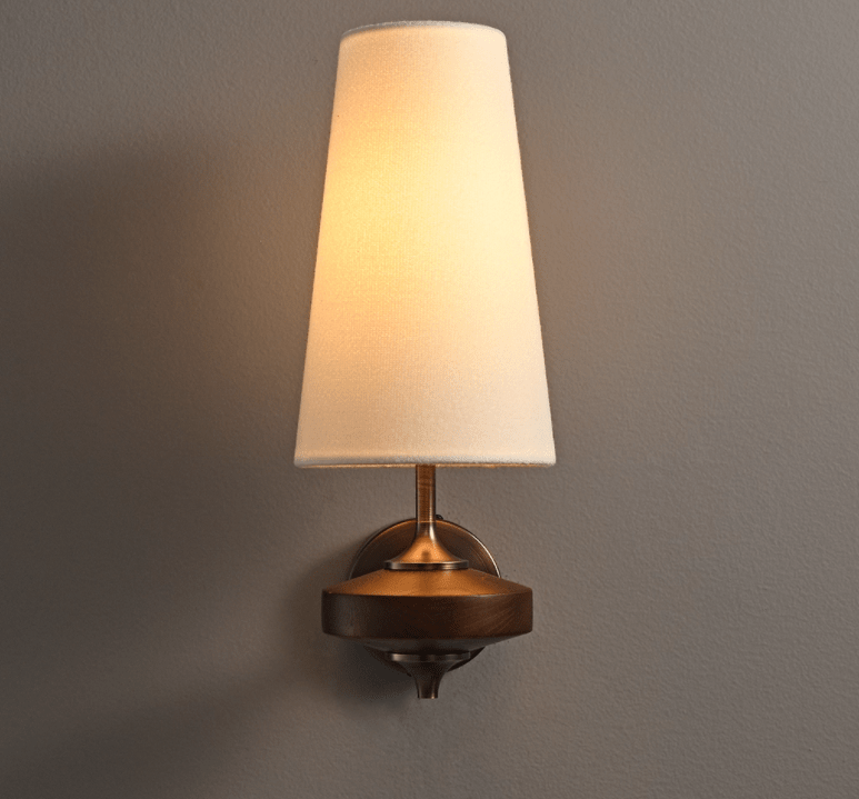 Hestin Wandleuchte mit zwei Lampenschirmen