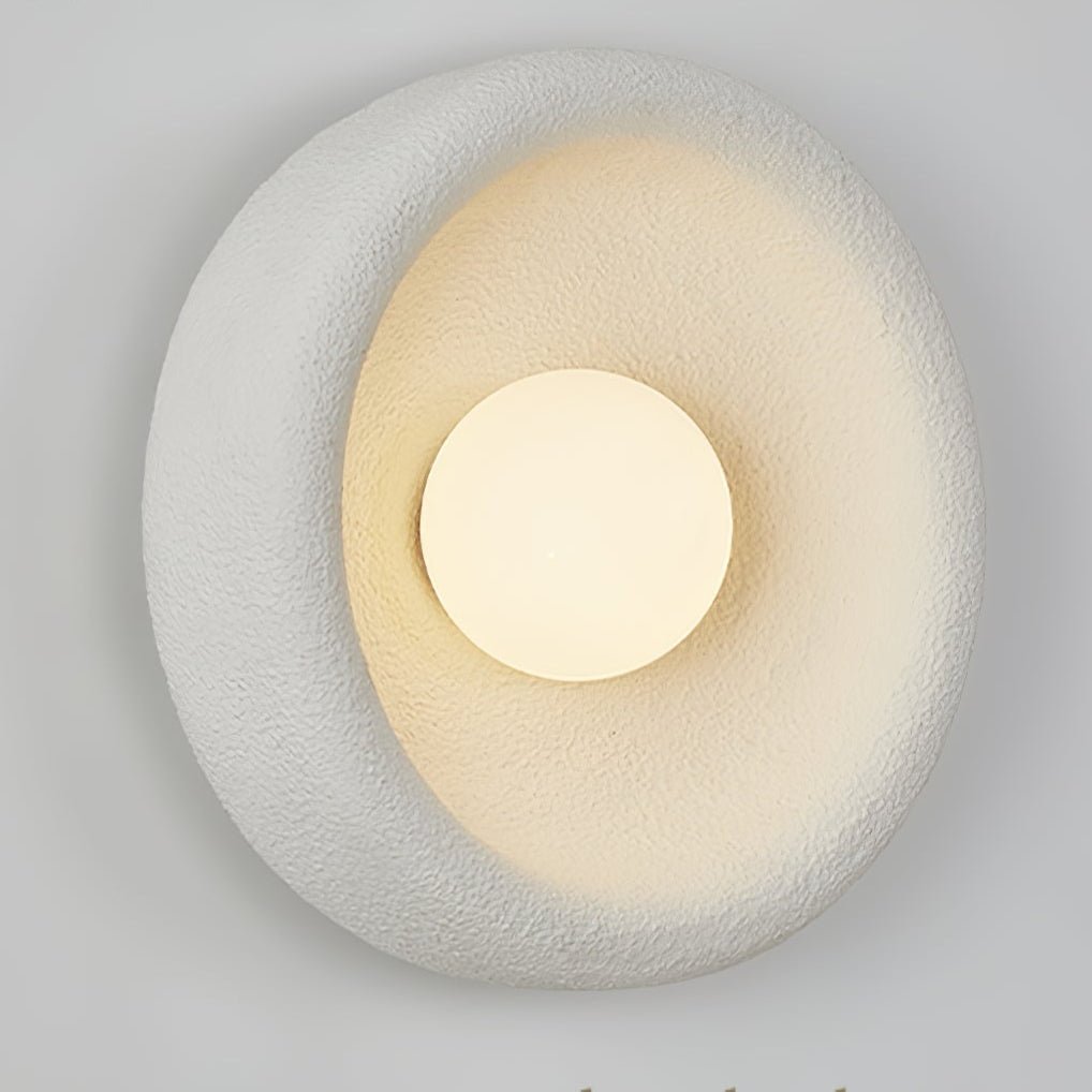 Evvinora zeitgenössische minimalistische Wandleuchte aus Glas mit Halo-Effekt