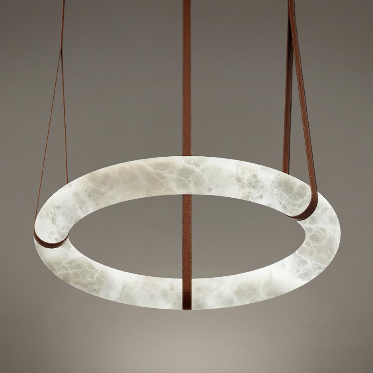 Tarys Alabaster Kronleuchter Ring Lederriemen-Version B