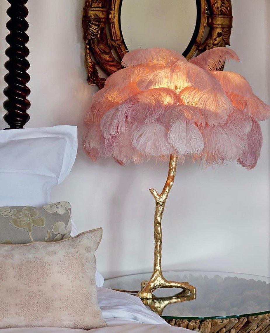 Ostrich Tischlampe aus Federn