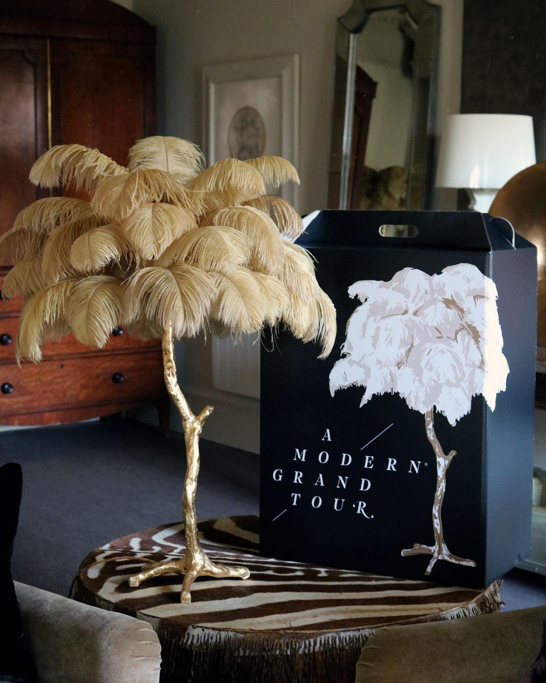 Ostrich Tischlampe aus Federn