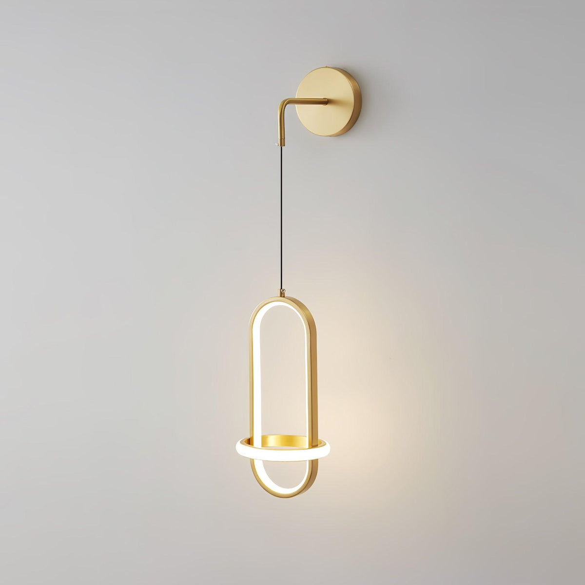 Vivianne zeitgenössische minimalistische ovale Messing-Wandleuchte
