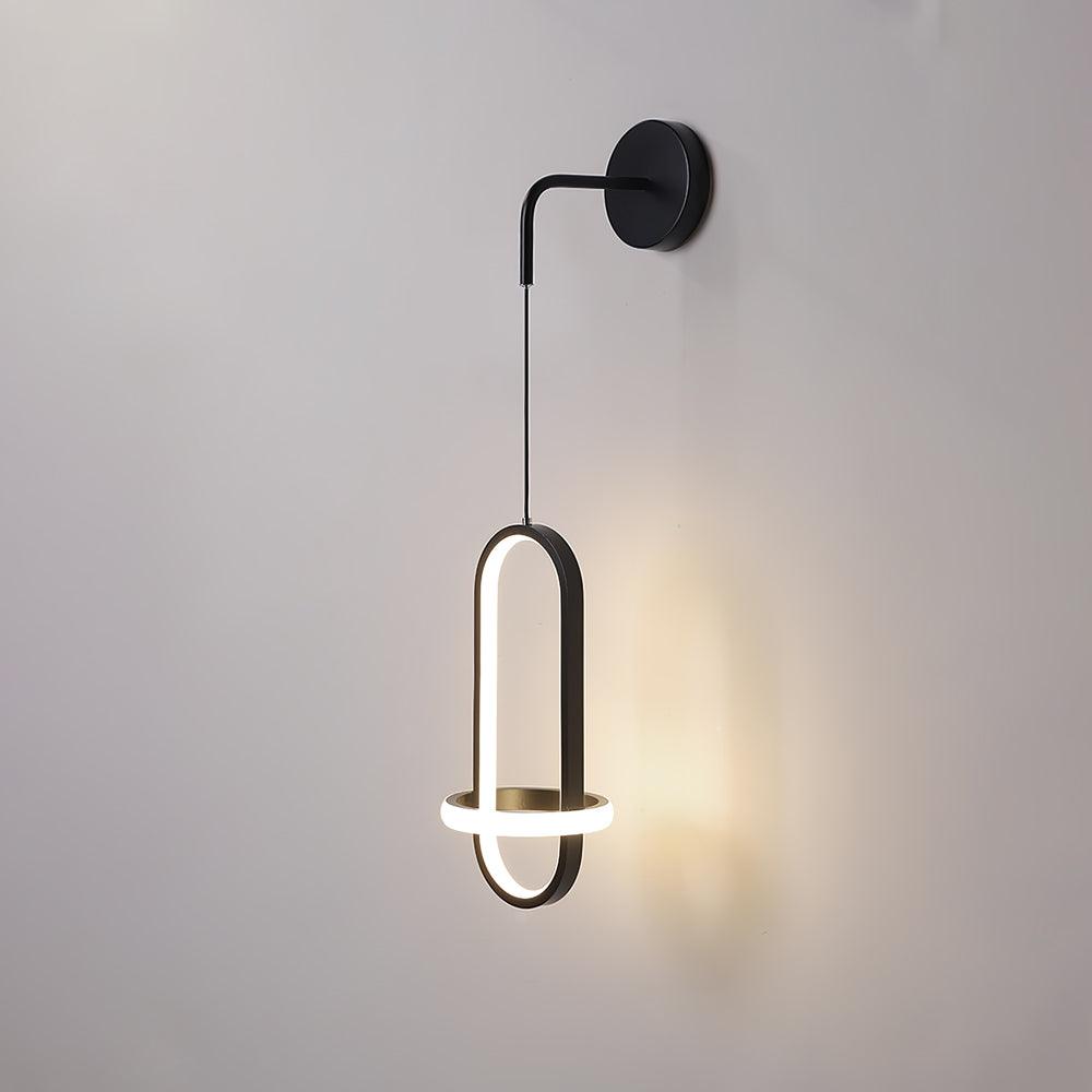Vivianne zeitgenössische minimalistische ovale Messing-Wandleuchte