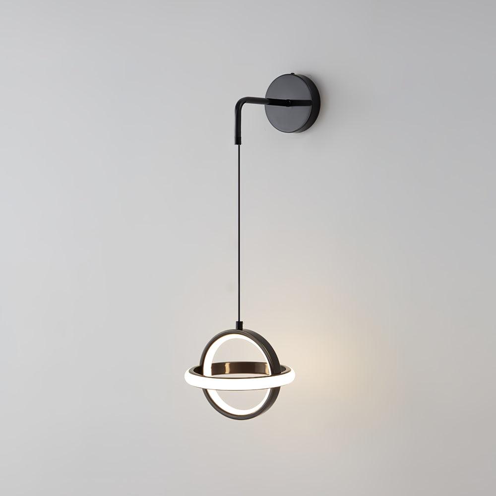Vivianne zeitgenössische minimalistische ovale Messing-Wandleuchte