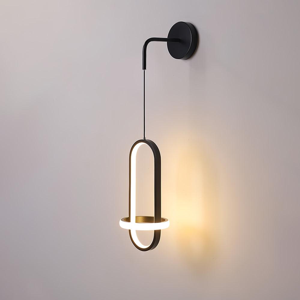 Vivianne zeitgenössische minimalistische ovale Messing-Wandleuchte