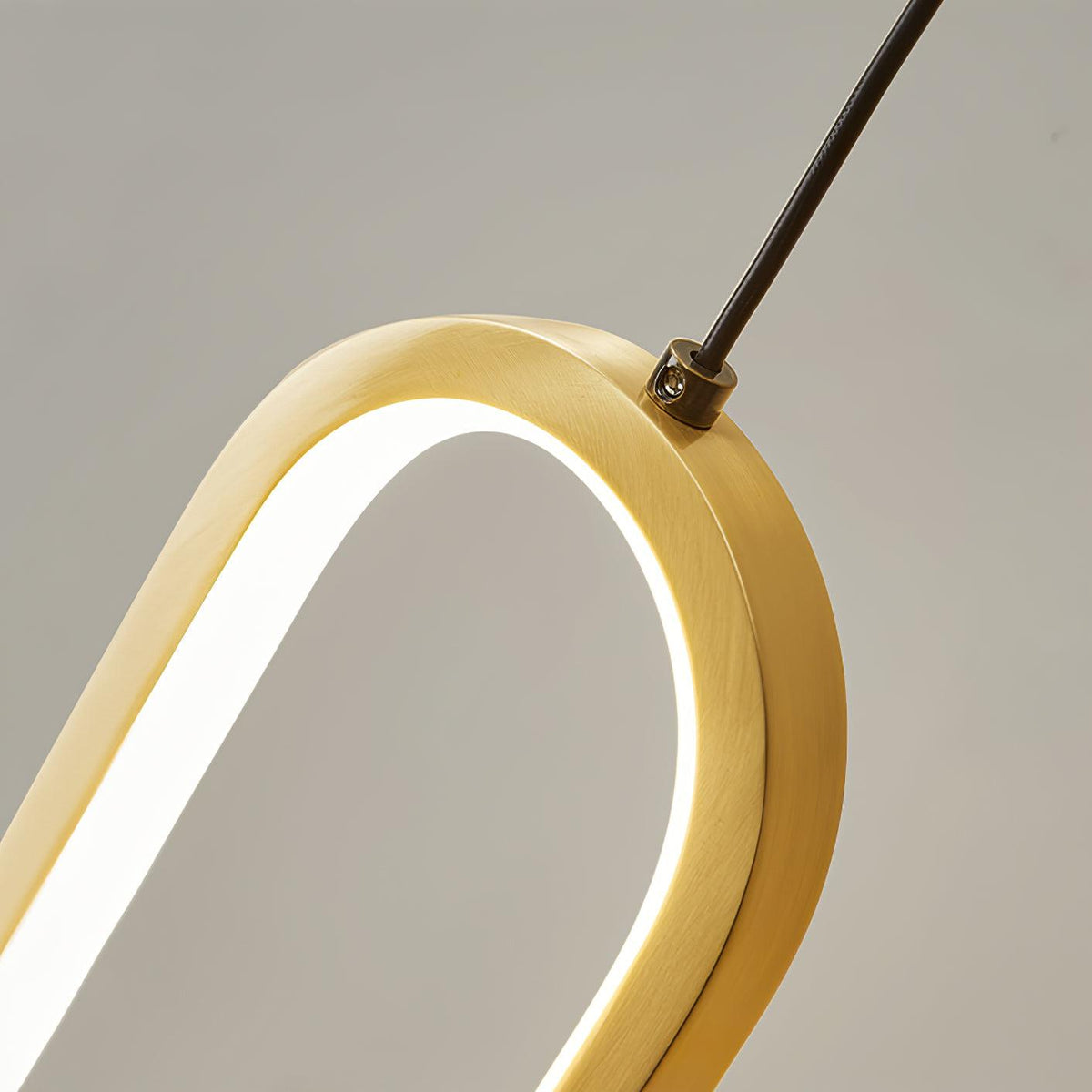 Solisenne Aven LED Messing Wandleuchte