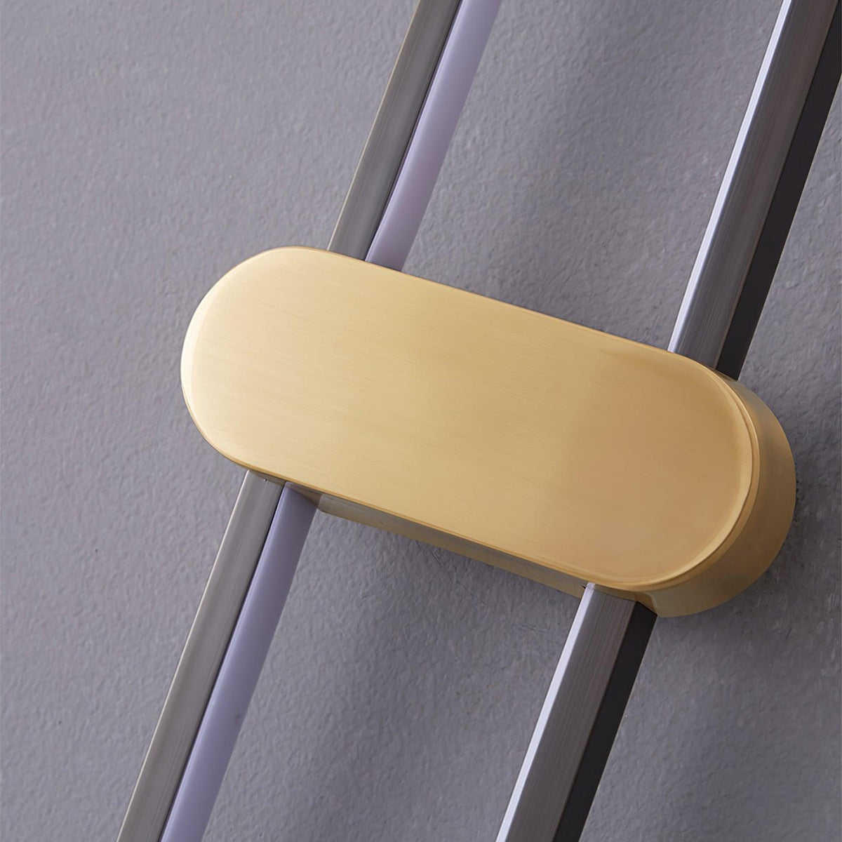 Avelon Oval LED-Wandleuchte