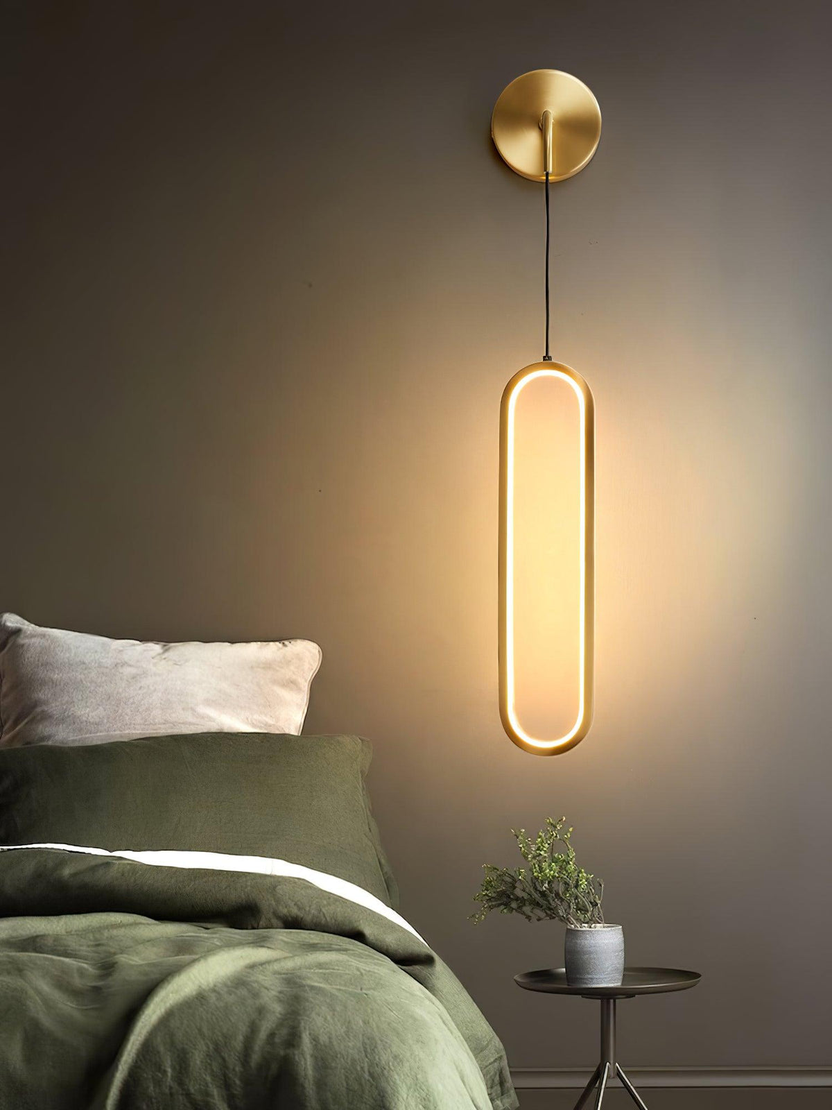 Solisenne Aven LED Messing Wandleuchte