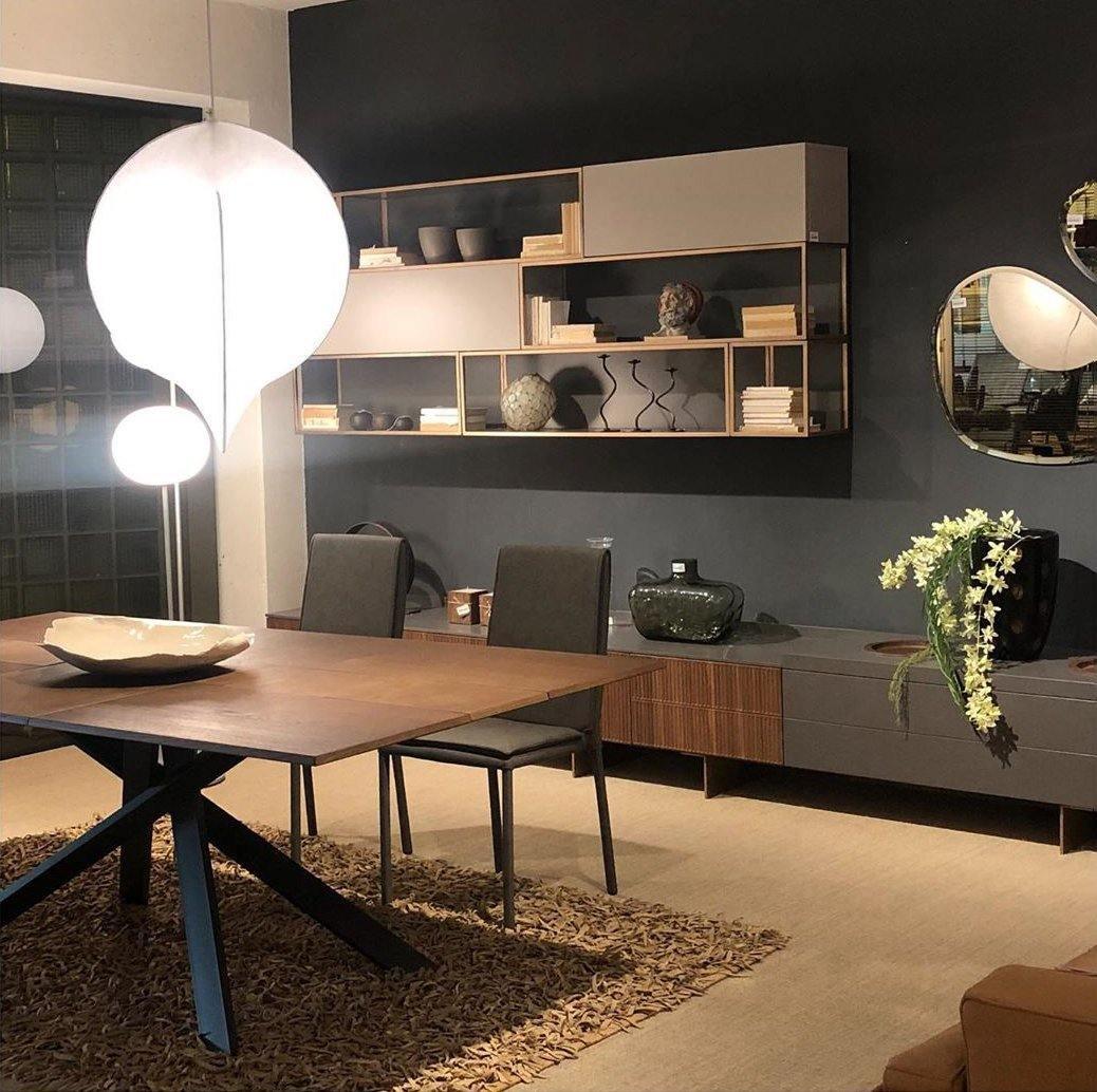 Ferivora Pendelleuchte aus Stahl mit künstlerischem Design