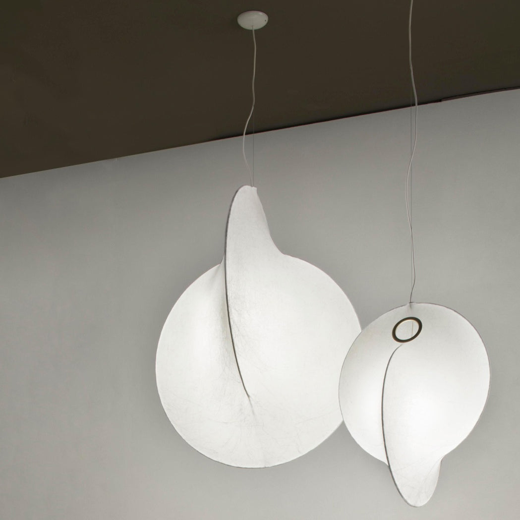 Ferivora Pendelleuchte aus Stahl mit künstlerischem Design