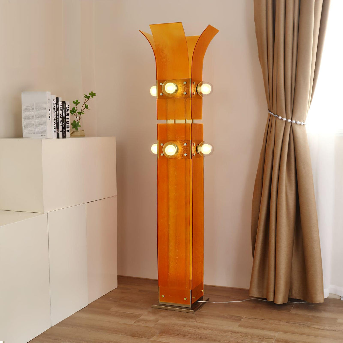 Niranaine Art Deco Acryl-Stehleuchte