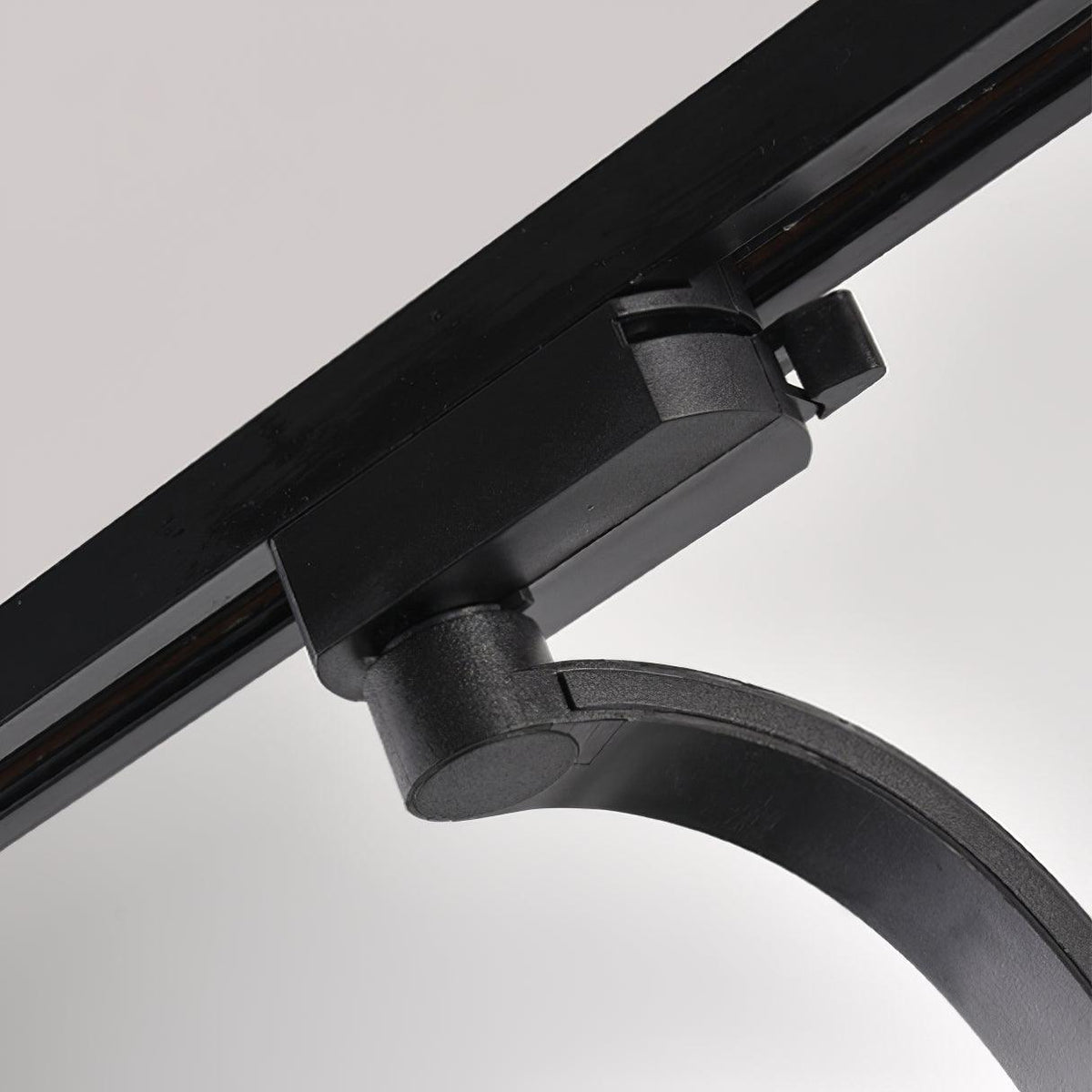 Focus Sleek Aluminium Deckenleuchte