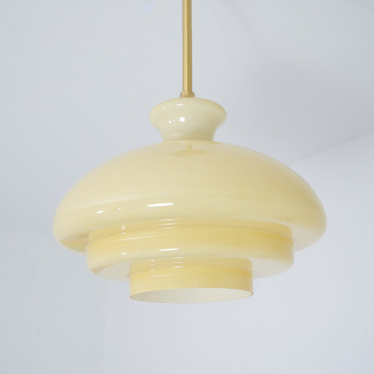 Sunbeam moderne Pendelleuchte aus Glas in Gelb