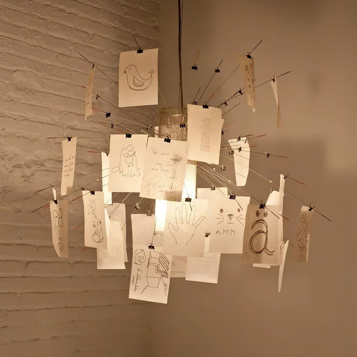 Lunerira Kronleuchter aus Papier – zeitgenössisches Design für das Wohnzimmer