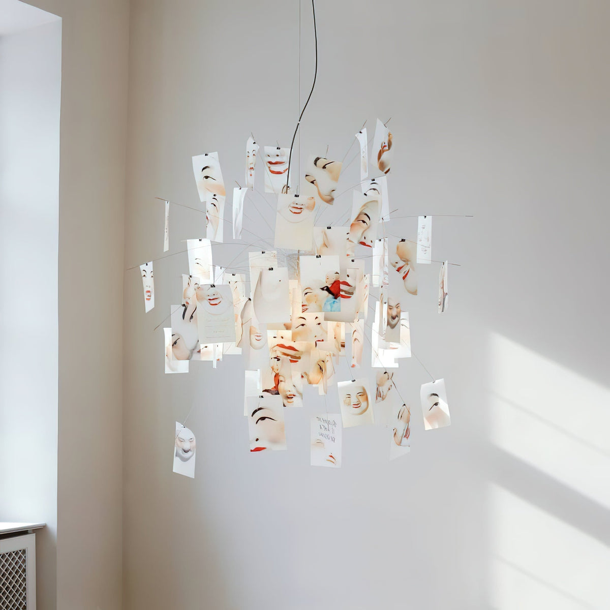 Lunerira Kronleuchter aus Papier – zeitgenössisches Design für das Wohnzimmer
