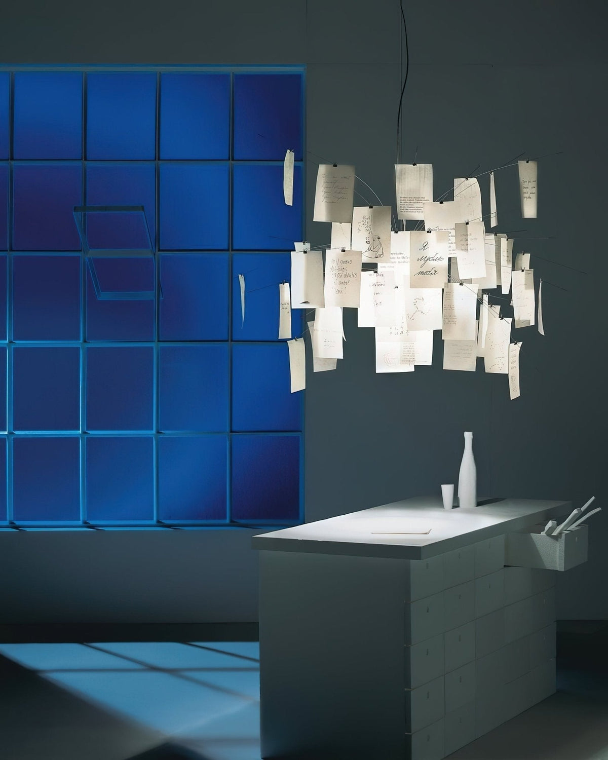Lunerira Kronleuchter aus Papier – zeitgenössisches Design für das Wohnzimmer
