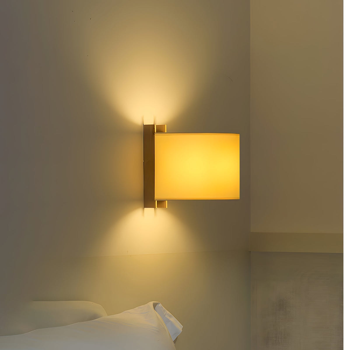 Mirarenne Minimalistische Wandleuchte aus Stoff