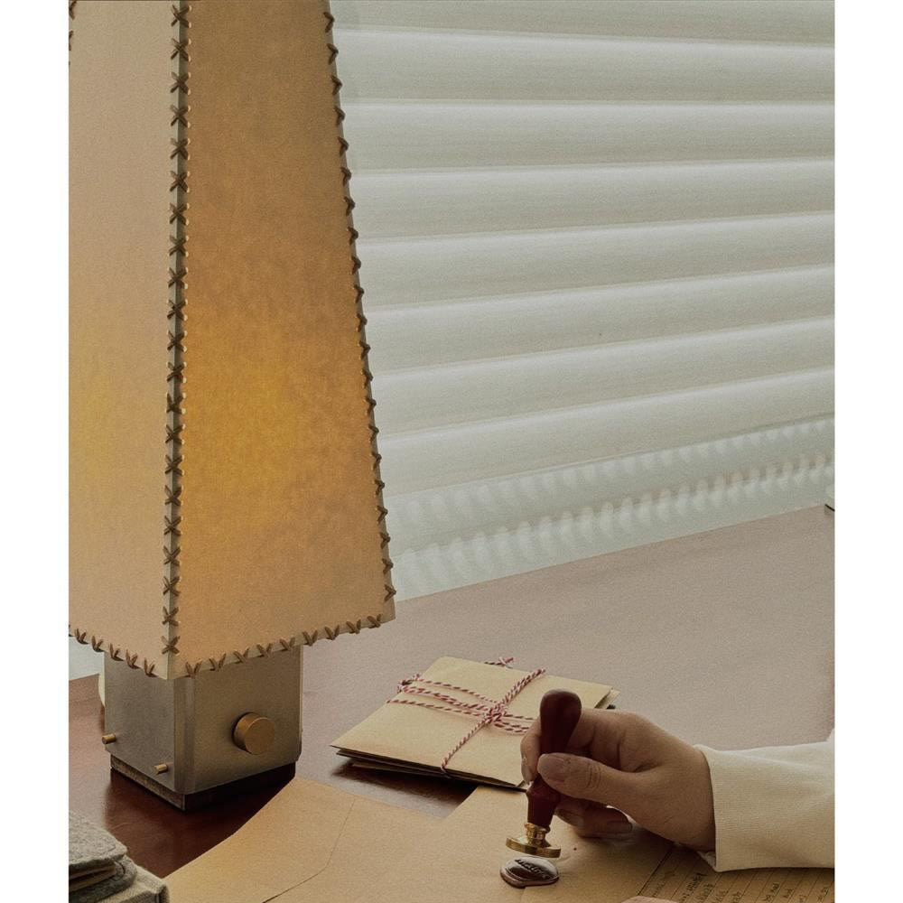 Stitcher Tischleuchte