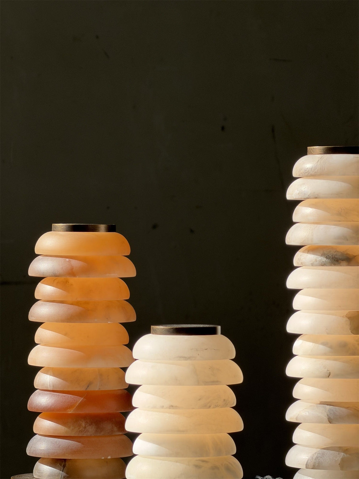 Albuira Alabaster-Tischleuchte
