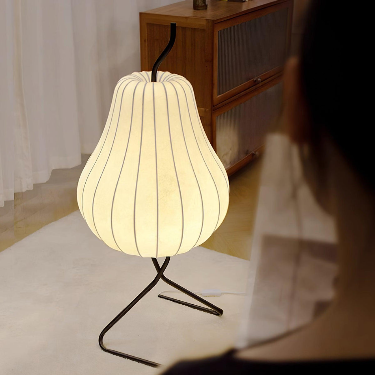 Calerielle Minimalistische Stehleuchte in Pear-Form