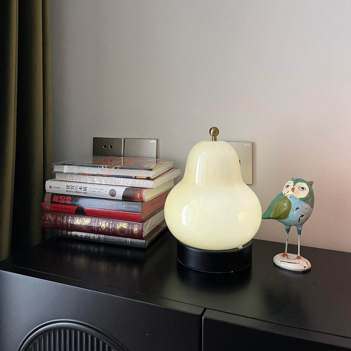 Lumaic Tischleuchte aus Glas mit whimsischem Design