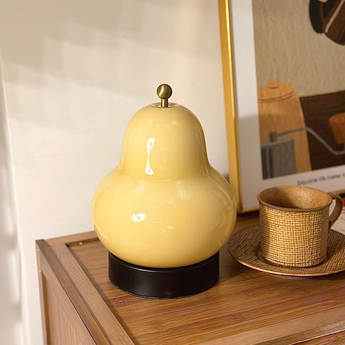 Lumaic Tischleuchte aus Glas mit whimsischem Design