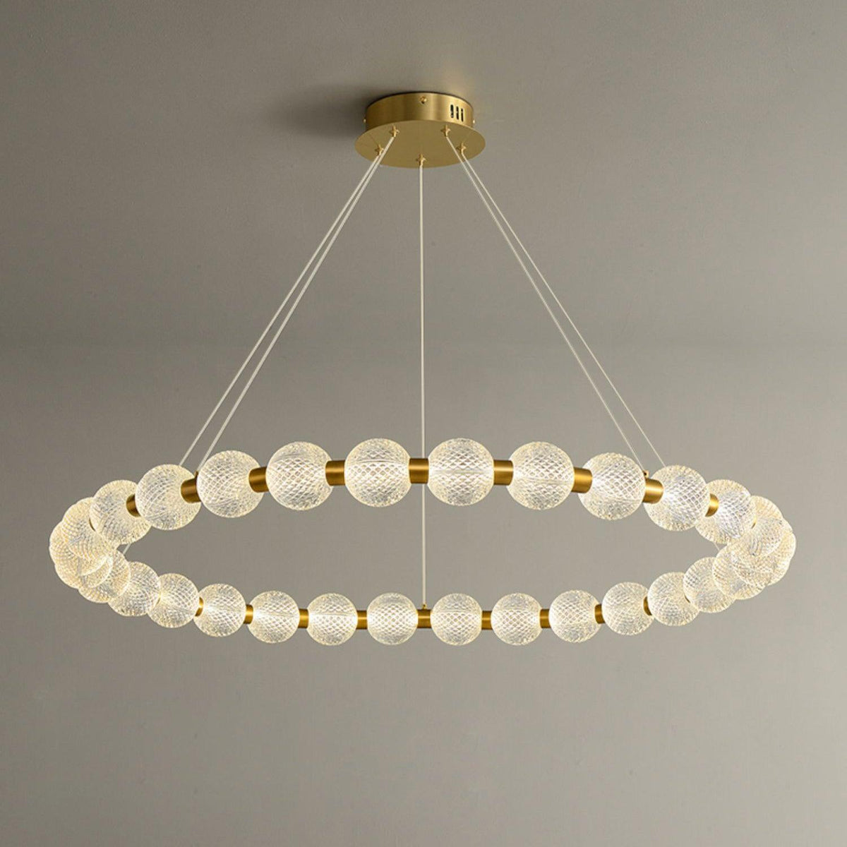 Soleena Kronleuchter Pearl Gold Ring Elegant