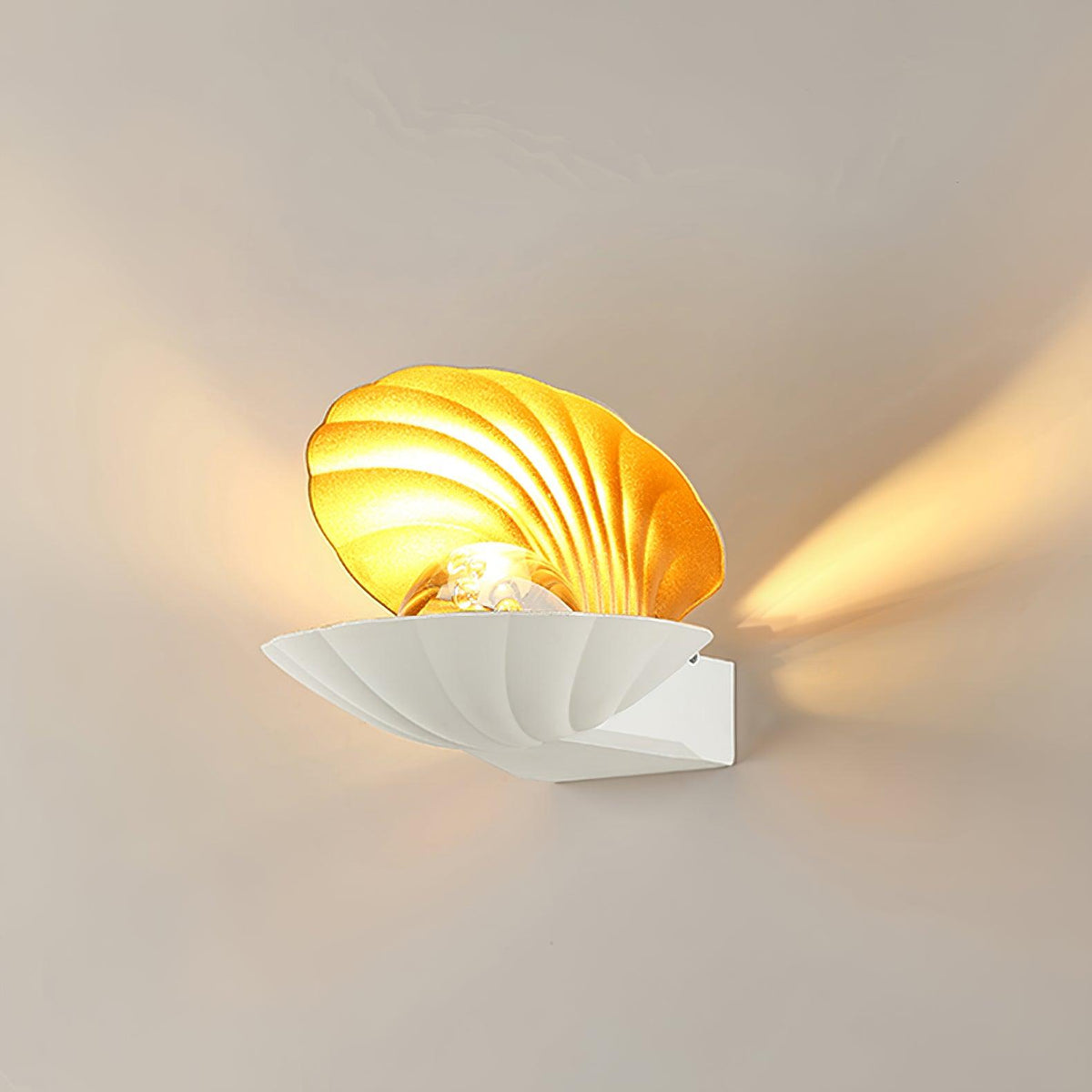 Lumieria Wandleuchte Pearl Clam