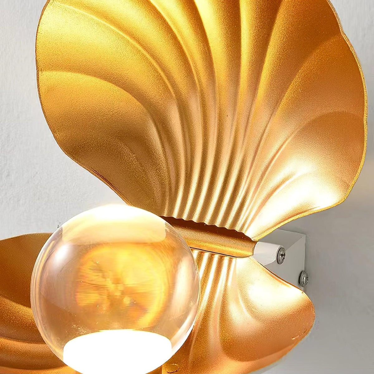 Lumieria Wandleuchte Pearl Clam