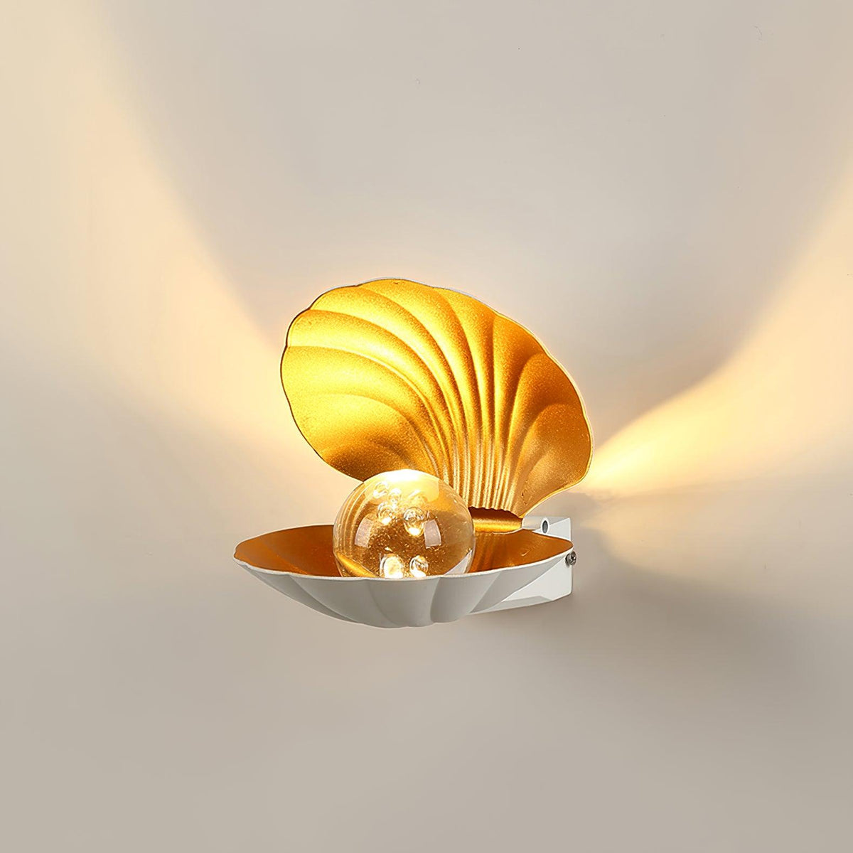 Lumieria Wandleuchte Pearl Clam