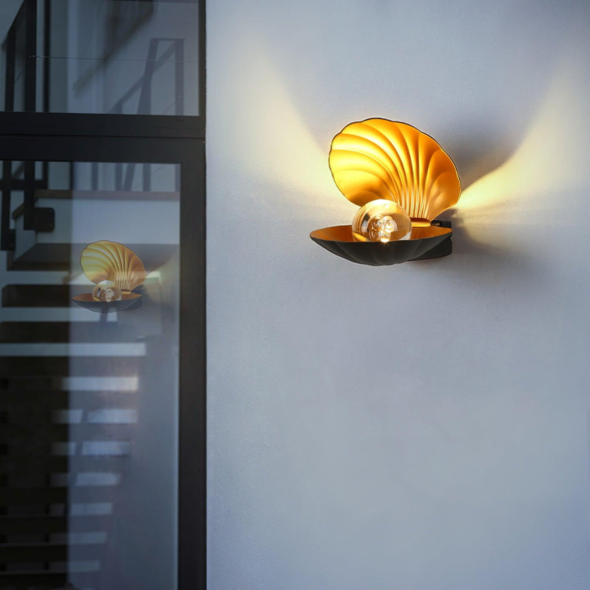Lumieria Wandleuchte Pearl Clam