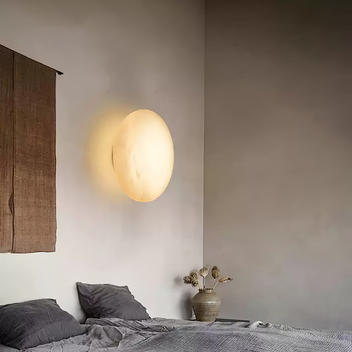 Eurthais Minimalistische Alabaster-Wandleuchte
