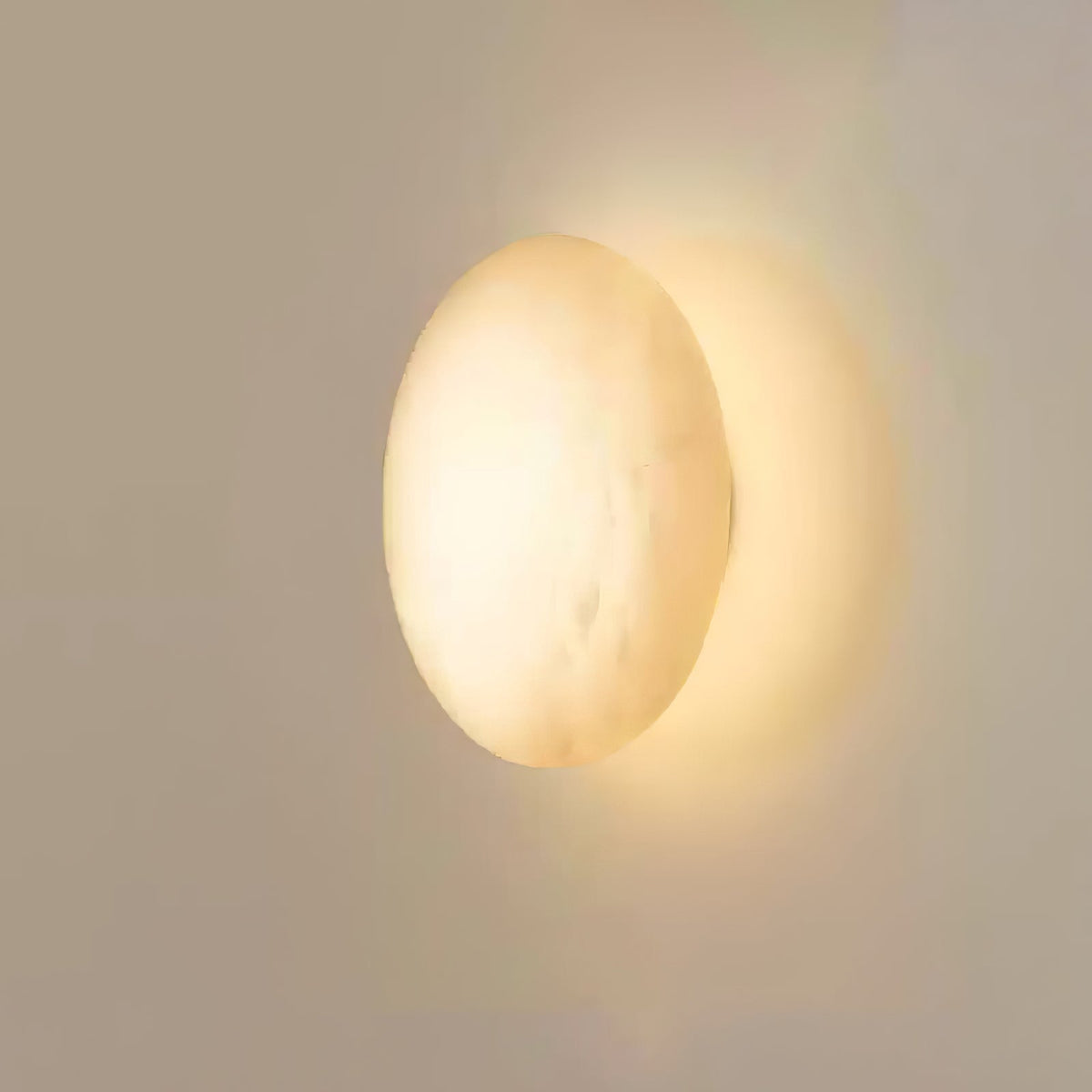 Eurthais Minimalistische Alabaster-Wandleuchte