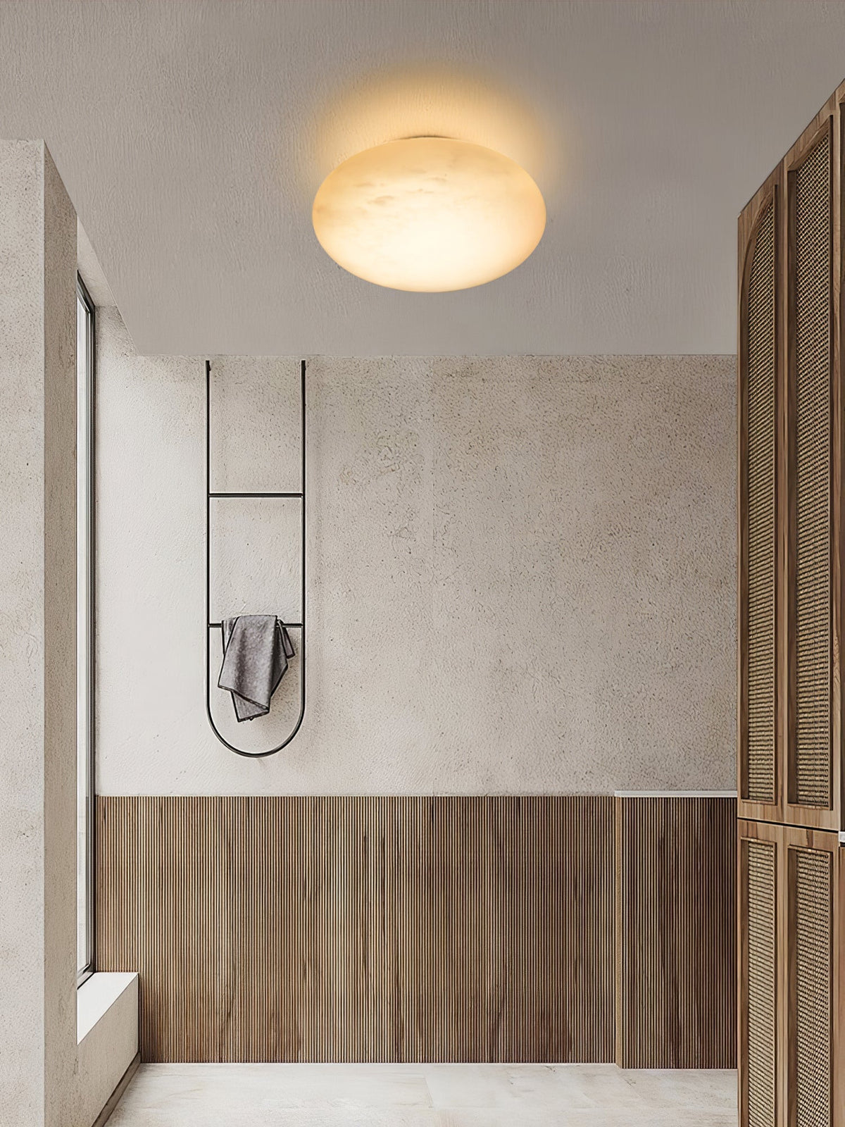 Eurthais Minimalistische Alabaster-Wandleuchte