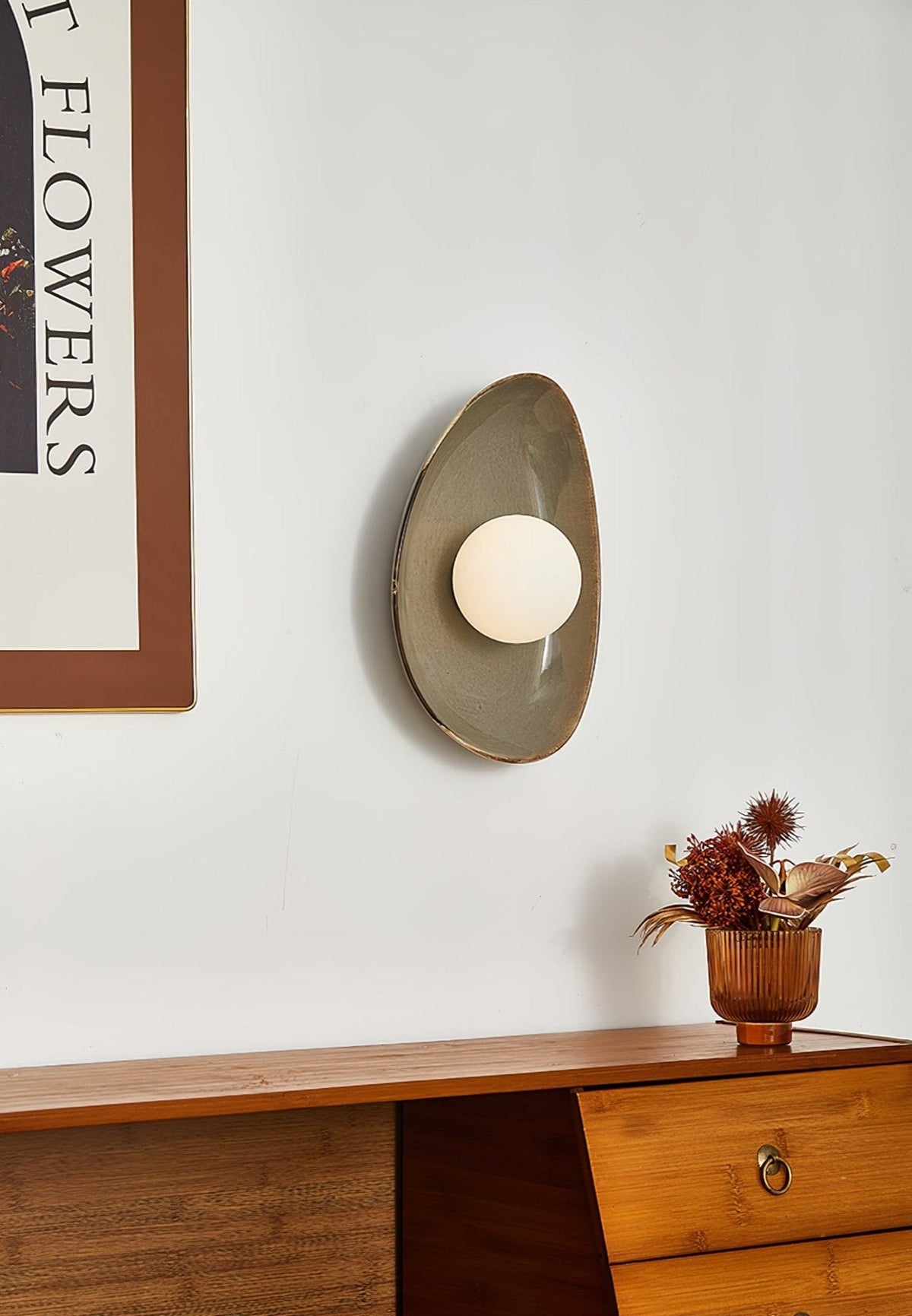 Ertalila Elegance Wandleuchte in Kieselsteinform aus Keramik