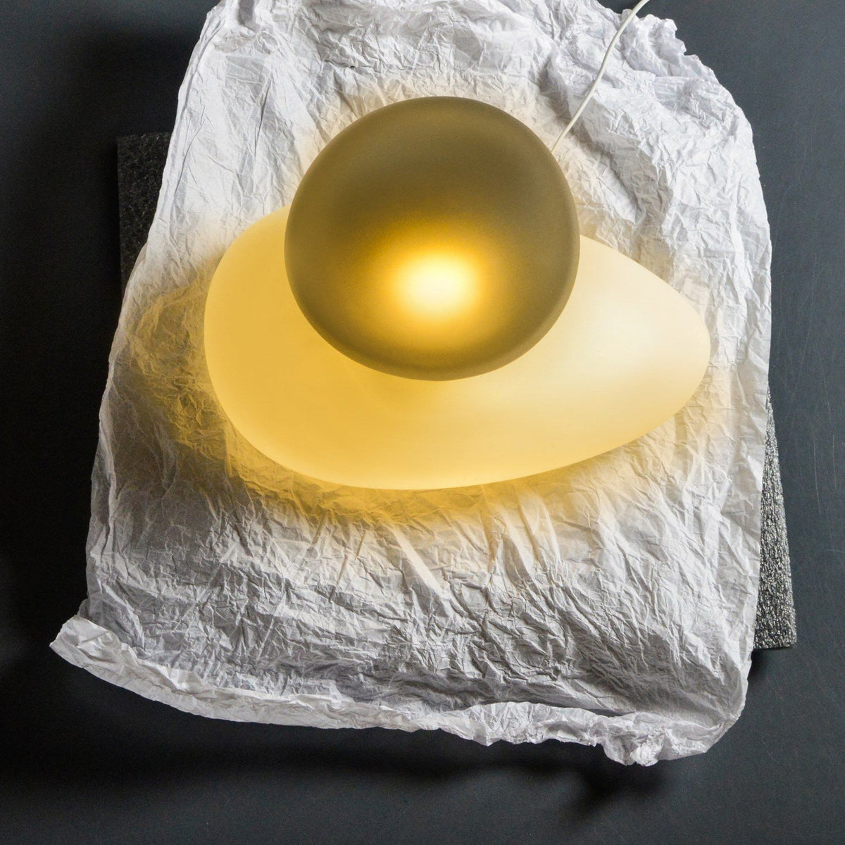Mervan Milchglas Pendelleuchte