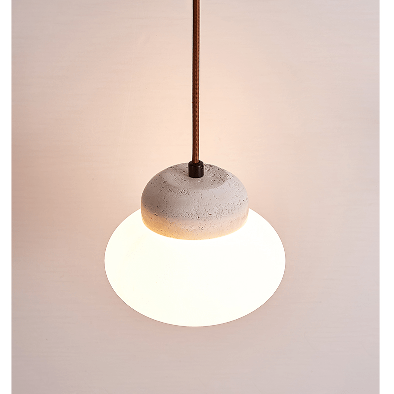 Sora Pendelleuchte in Kieselsteinform