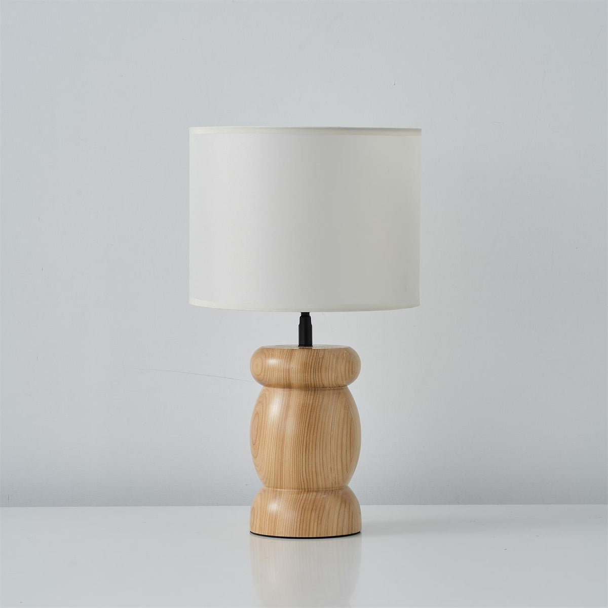 Beadon Tischleuchte aus Holz