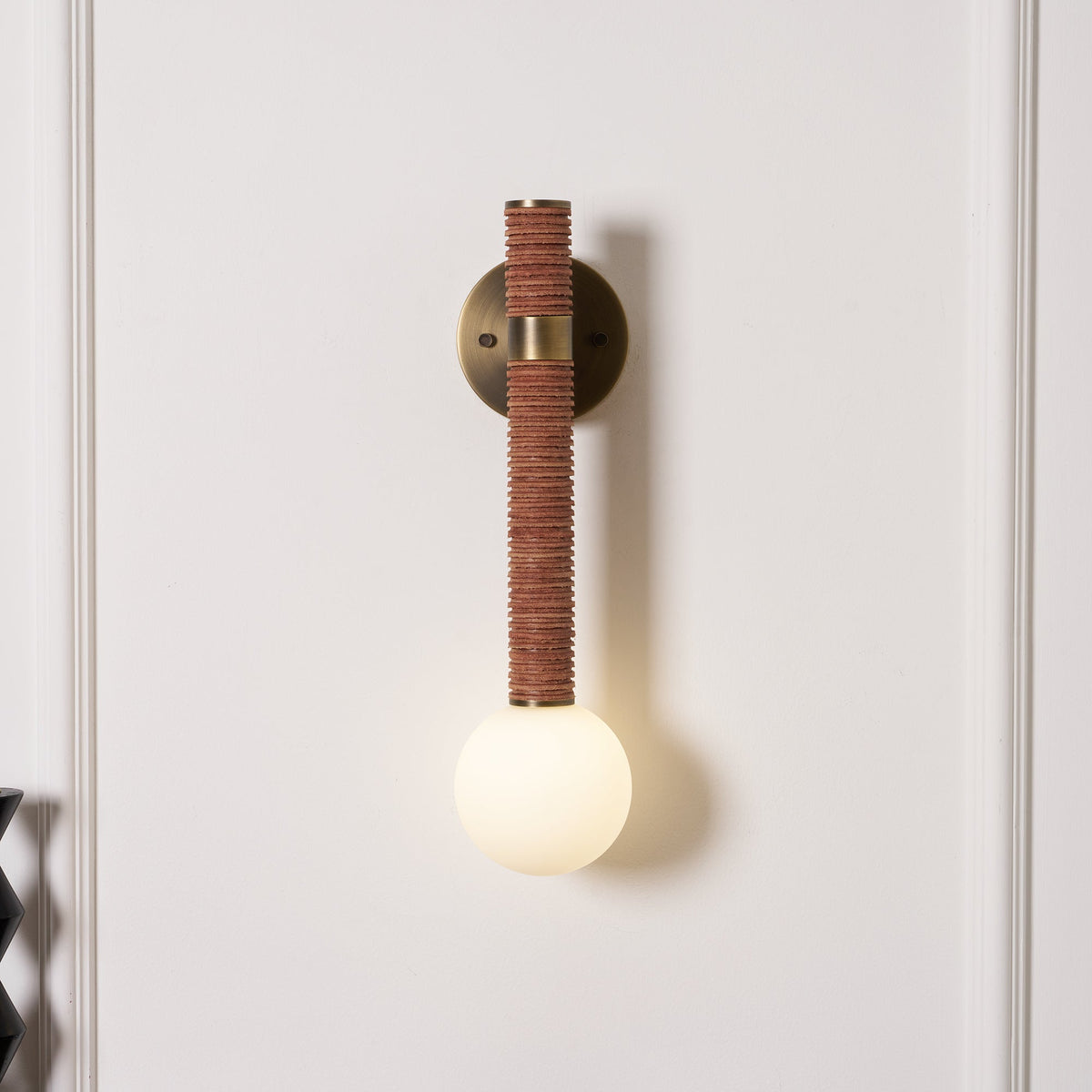 Cordelia Wandleuchte Antique Brass & Braun