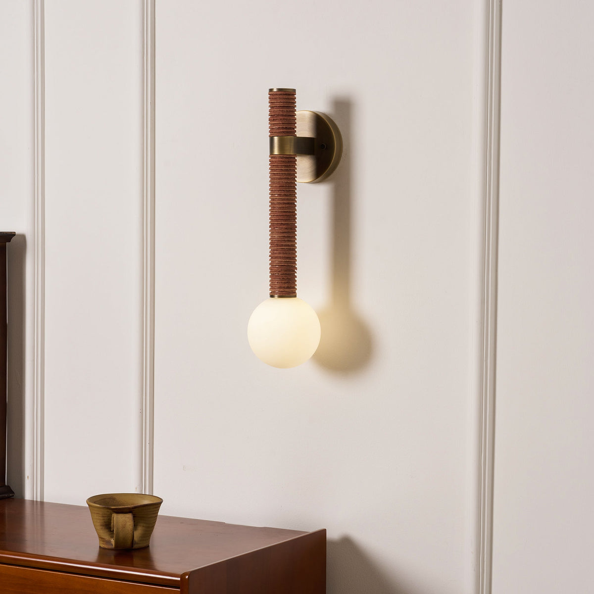 Cordelia Wandleuchte Antique Brass & Braun