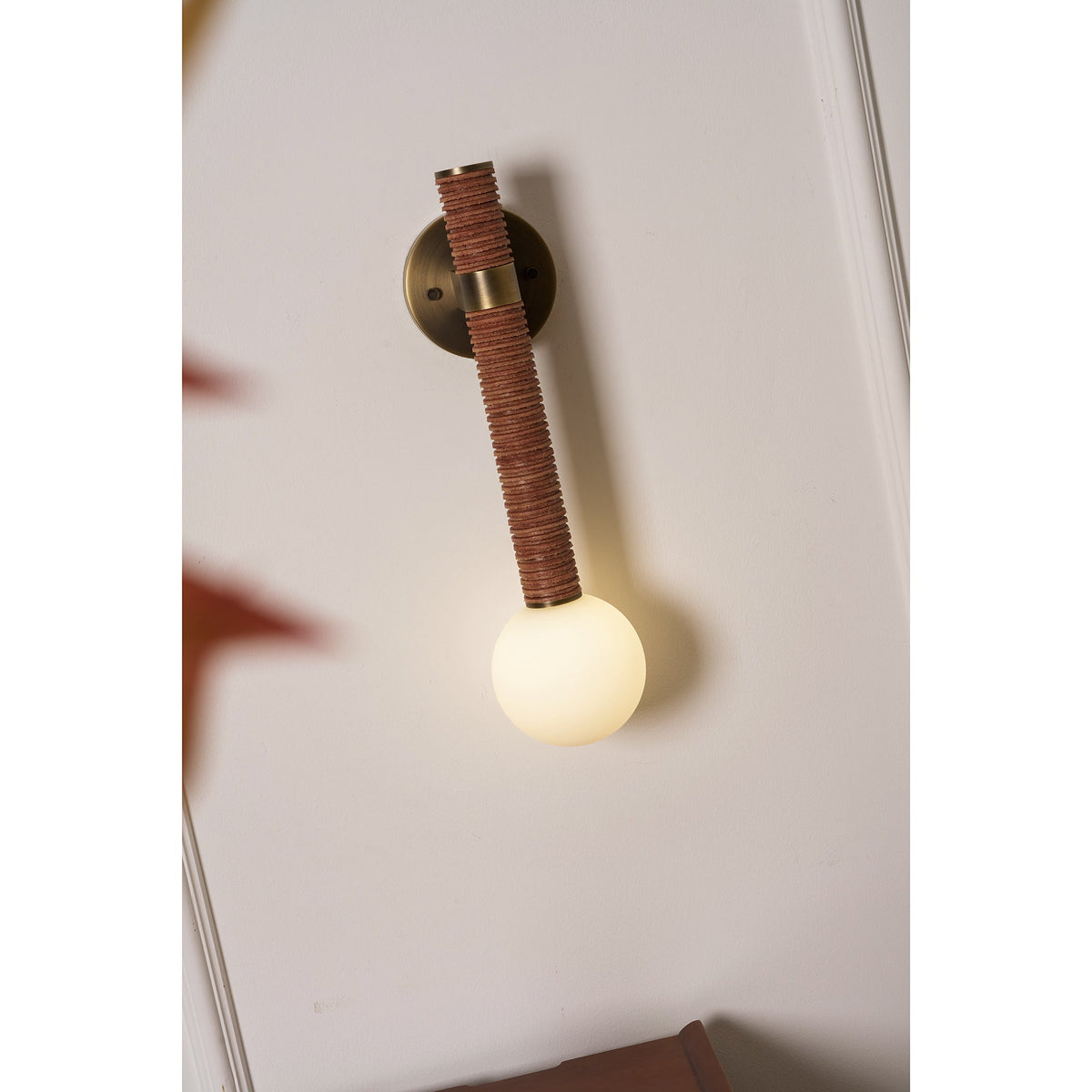 Cordelia Wandleuchte Antique Brass & Braun