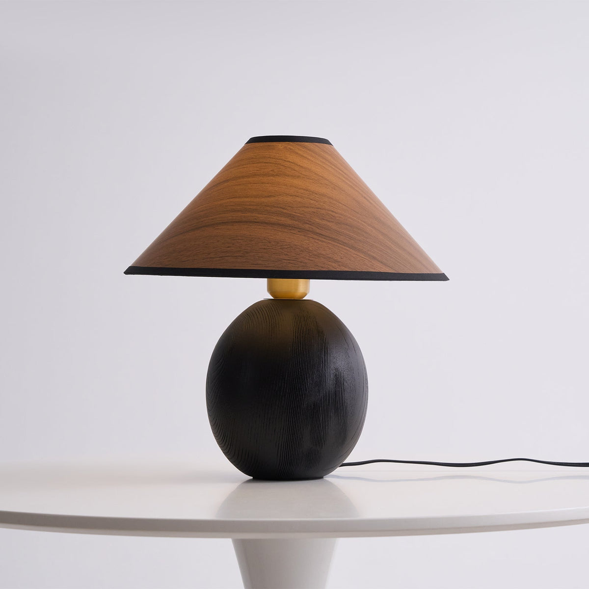 Calenena Tischleuchte Kegelorganisch Modern Schlafzimmer | Cielum