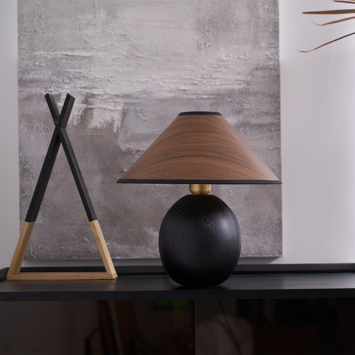 Calenena Tischleuchte Kegelorganisch Modern Schlafzimmer | Cielum