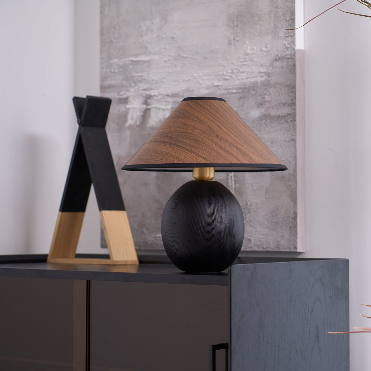 Calenena Tischleuchte Kegelorganisch Modern Schlafzimmer | Cielum