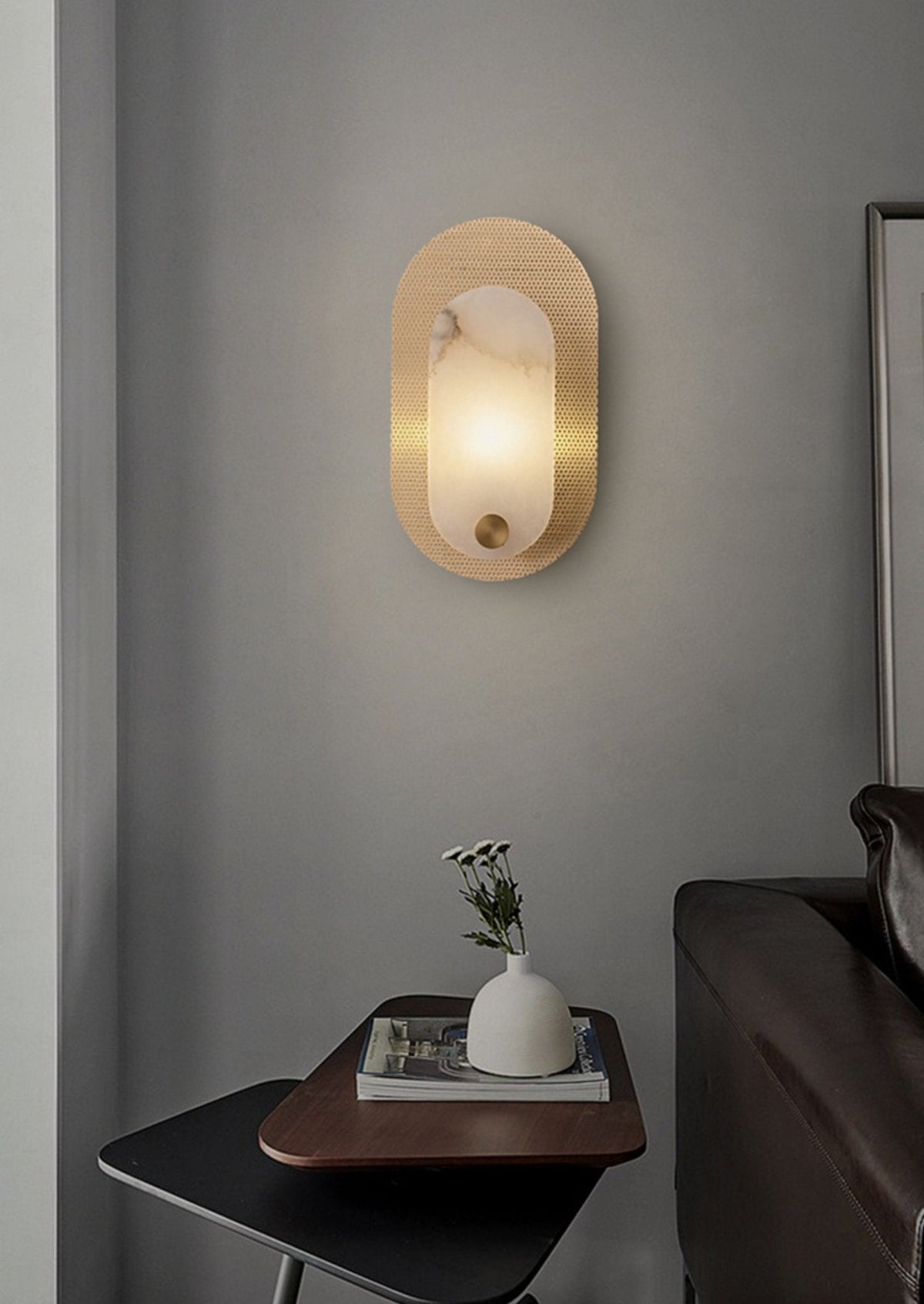 Perforated Oval Alabaster Wandleuchte