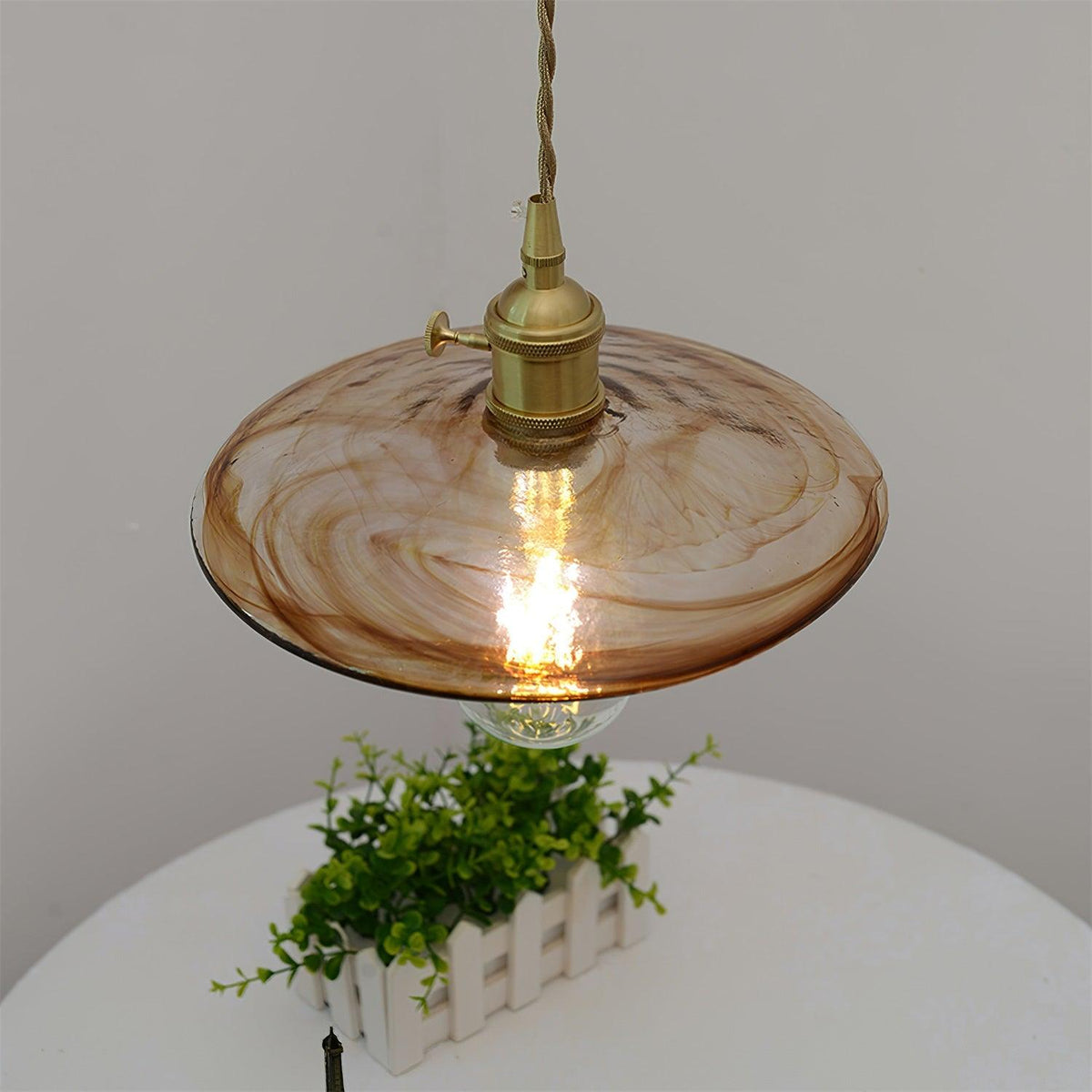 Sage Vintage-Glas-Pendelleuchte in Braun