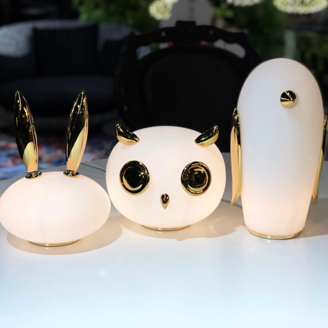 Marvelian Tischlampe in whimsischer Form