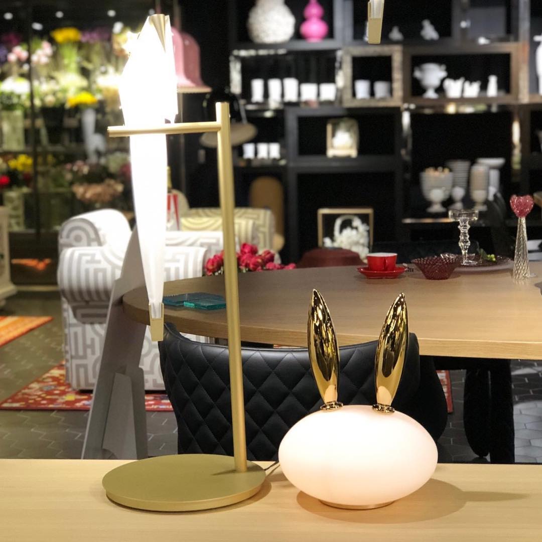 Marvelian Tischlampe in whimsischer Form