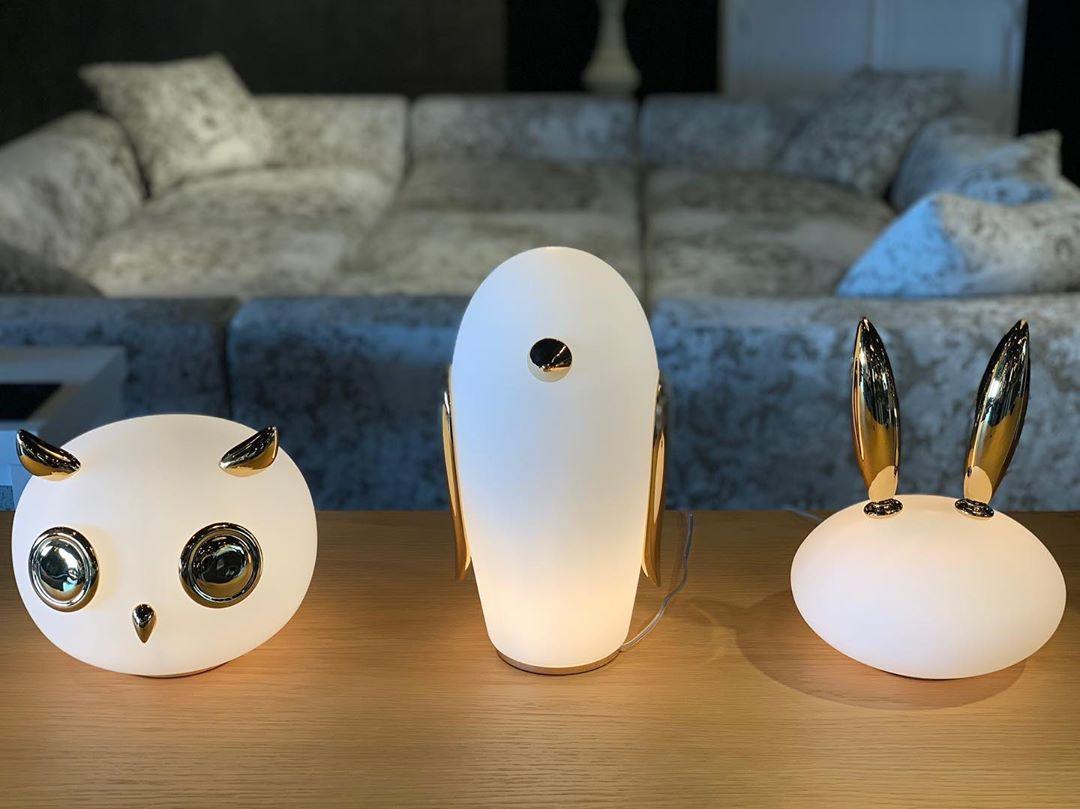 Marvelian Tischlampe in whimsischer Form